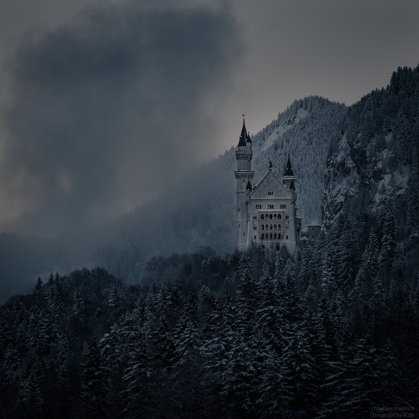 neuschwanstein-129,xlarge.1483909386.jpg
